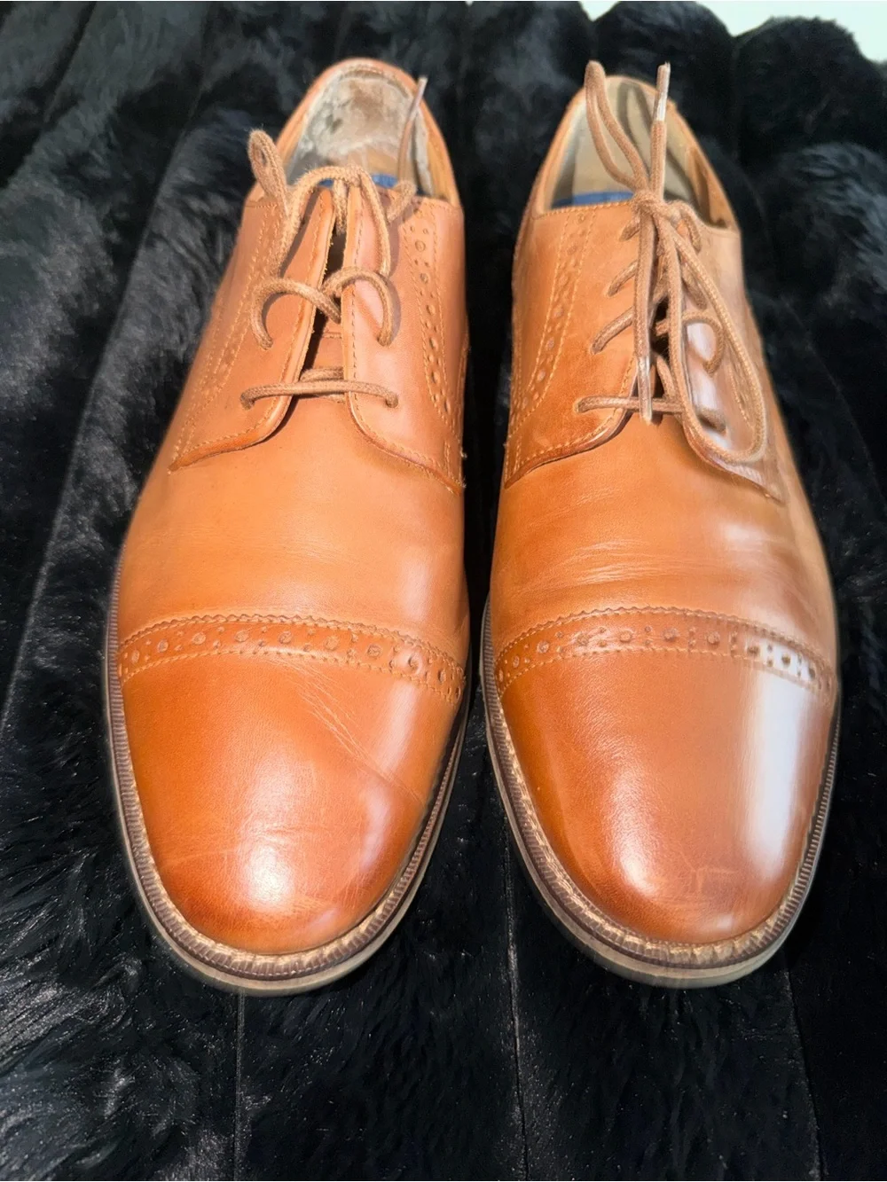 Florsheim Tan Leather Cap-Toe Derby with Brogue Detailing